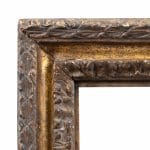 Cornice in legno intagliato e dorato a mecca. Roma, fine XVII secolo.