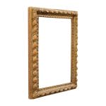 Cornice barocca in legno scolpito, intagliato e dorato. Toscana, XVII secolo.