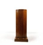 Colonna in noce, XIX secolo